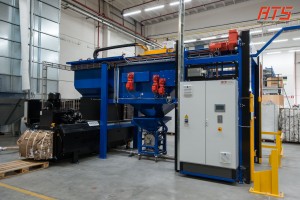 bag-emptying-with-bag-bale-press 01  